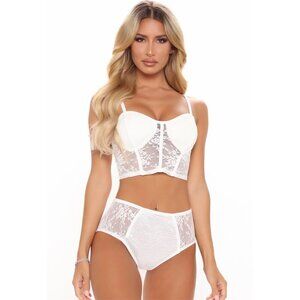 Fashion Nova ✦ Tender Lovin Lace Set ✦ Off White Padded Bra High Waist Bottom S
